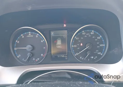 2018 Toyota Rav4 Le z USA, uszkodzony, nr VIN JTMBFREV3JD236507